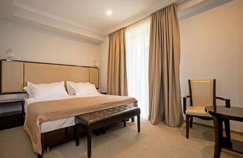 Vake Hotel | Hotel Genio