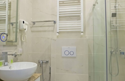 Vake Hotel | Hotel Genio
