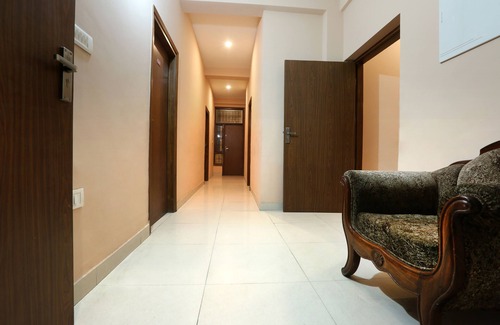 Sector 62 Hotel | Hotel Ginger Palace