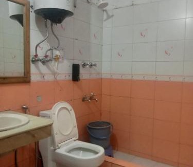 Porvorim Hotel | Hotel Girish Inn