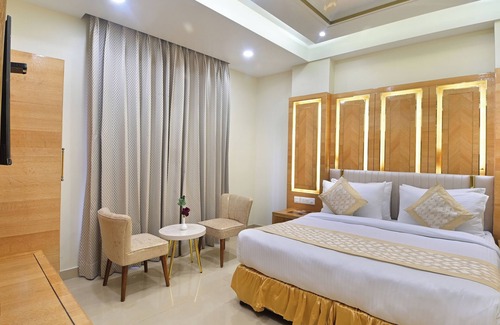 Paharganj Hotel | Hotel Gold Palace Paharganj