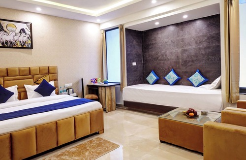 Noida Hotel | Hotel Golden Era