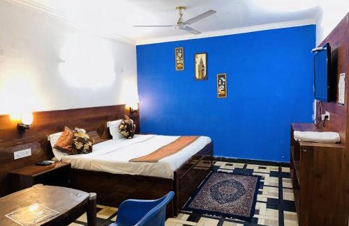 South Extension Hotel | Hotel Golden - Premiums Rooms in South Extension
