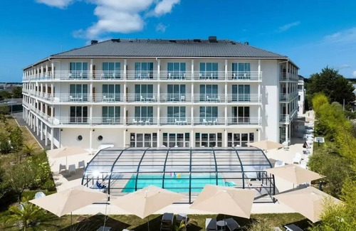 La Baule-Escoublac Apartment | Hotel Golden Tulip La Baule * - Prestige Suite 6 Persons