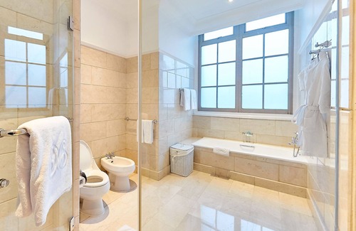 Jakarta Hotel | Hotel Gran Mahakam