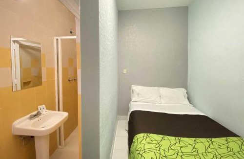 Cuauhtemoc Hotel | HOTEL GRAN VIA CENTRAL