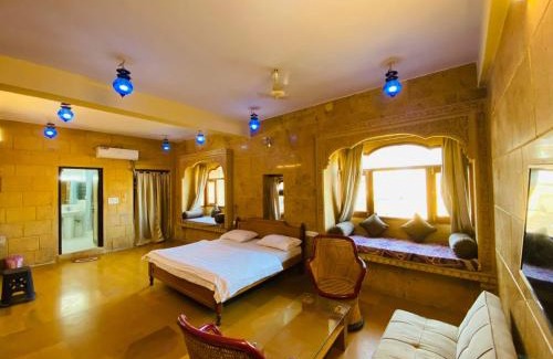 Amar Sagar Pol Hotel | Hotel Grand Khalifa