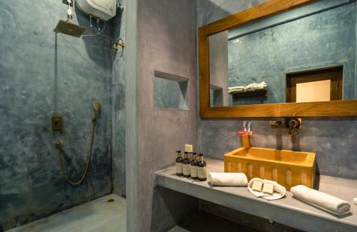 Amar Sagar Pol Hotel | Hotel Grand Khalifa