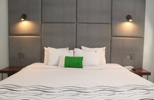 Centro Hotel | Hotel Grand One Plaza