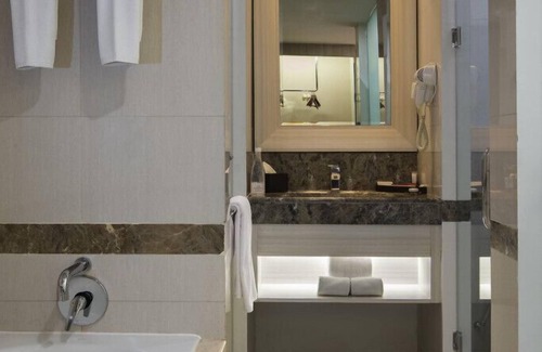 Melawai Hotel | Hotel GranDhika Iskandarsyah