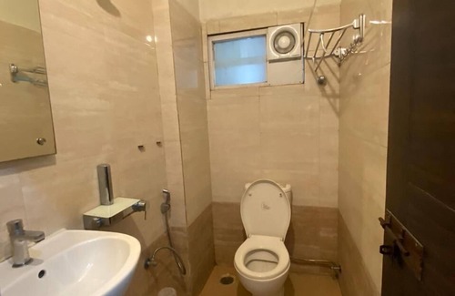 Hyderabad Hotel | Hotel Grandview And coliving
