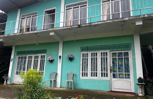 Dambulla House | hotel Green lake castlereagh