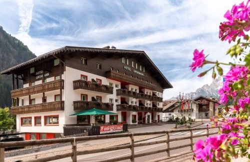 Campitello di Fassa Hotel | Hotel Grohmann