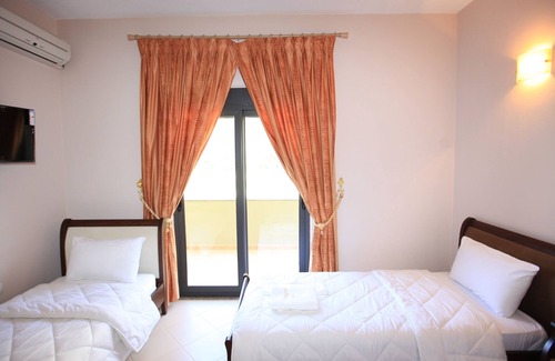 Albania Hotel | Hotel Gryka e Kelcyres