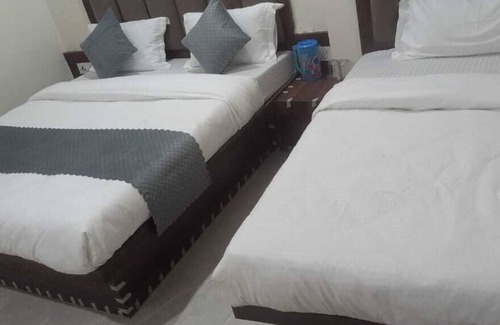 Paharganj Hotel | Hotel Gush New Delhi Railway Station