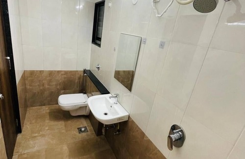 Pune Hotel | Hotel Habitat Inn - Pune