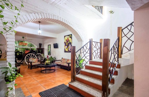 Emiliano Zapata Hotel | Hotel Hacienda de Vallarta Centro