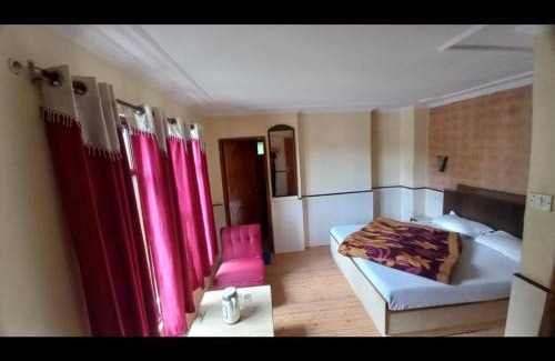 The Mall Hotel | Hotel Harbans