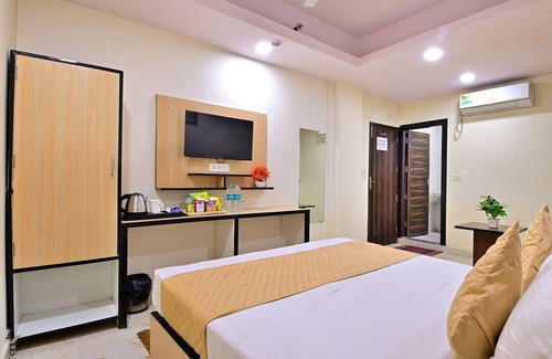 Noida Hotel | Hotel Hari International