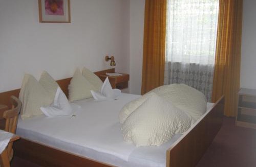Tirolo Apartment | Hotel Haselried