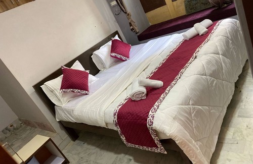 Amar Sagar Pol Hotel | Hotel Hashim By GRB