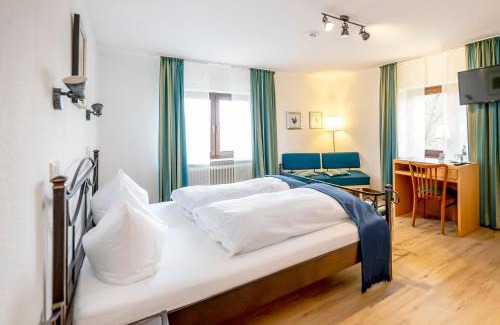 Uedem Hotel | Hotel Haus Nachtigall - B&B