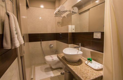 Shillong Hotel | HOTEL HEIGA vns