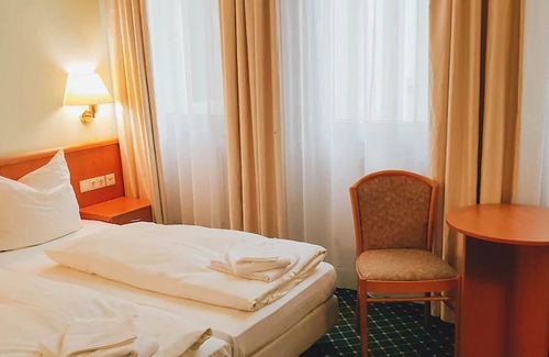 Hellersdorf Hotel | Hotel Helle Mitte Berlin