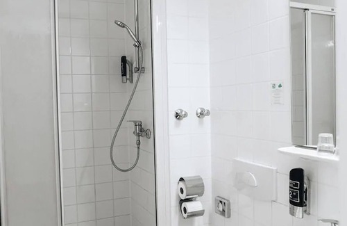 Hellersdorf Hotel | Hotel Helle Mitte Berlin