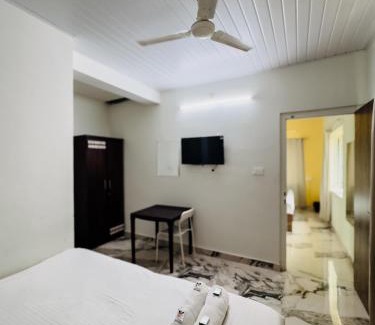 Adyar Apartment | Hotel Heraa Inn