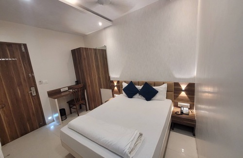 Kurla West Hotel | Hotel Heritage