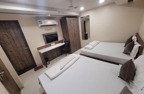 Kurla West Hotel | Hotel Heritage
