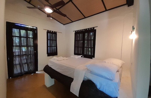 Lagartero Hotel | Hotel Hibiscus Garden/Jardin De Papos