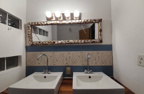 Lagartero Hotel | Hotel Hibiscus Garden/Jardin De Papos