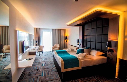 Ilidza Hotel | Hotel Hills Congress & Termal Spa Resort