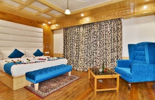 New Manali Hotel | Hotel Himgiri Manali