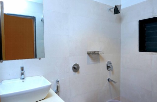 Thane West Hotel | Hotel Hindustan Residency