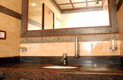 Girgaon Hotel | Hotel Hira