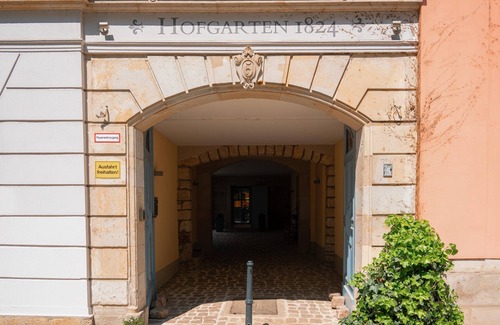 Innere Neustadt Hotel | Hotel Hofgarten 1824