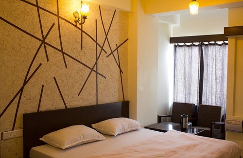 Gopalbari Hotel | Hotel Holiday Home
