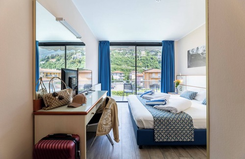 Torbole sul Garda Hotel | Hotel Holiday Sport & Relax