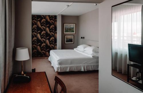 Downtown Hotel | Hotel Holt - The Art Hotel