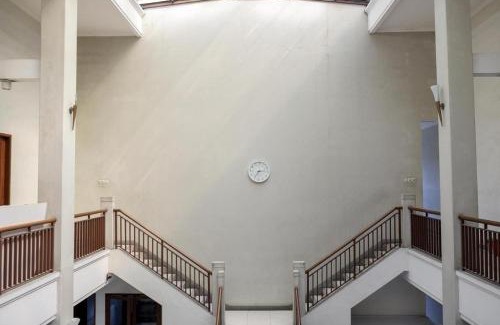 Binong Hotel | Hotel Honai by Capital