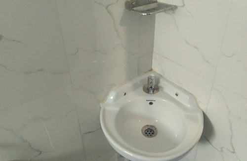Pune Hotel | Hotel Honey Lodging