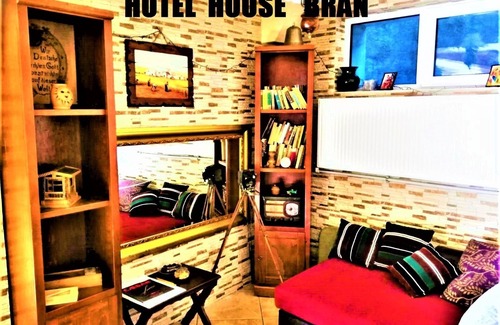 Busteni Hotel | HOTEL HOUSE BRAN 21 (* stars) STR. GARII 2B BUSTENI