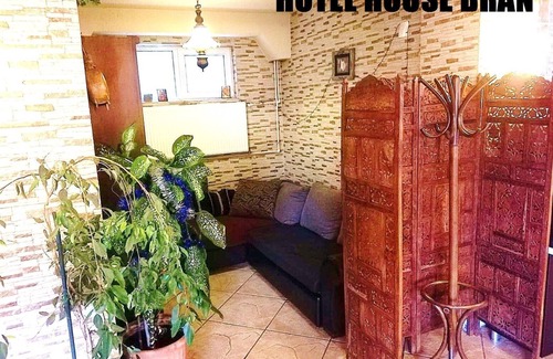 Busteni Apartment | HOTEL HOUSE BRAN 22 (* stars) STR. GARII 2B BUSTENI