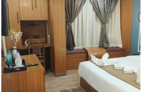 Darjeeling Hotel | Hotel House Home Valley View Room Beside The Gandhi RD