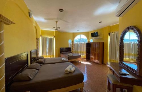 Crucecita House | Hotel Huatulco Hermoso