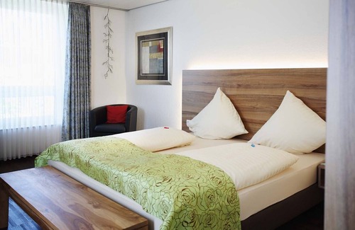 Enniger Hotel | Hotel Hubertus