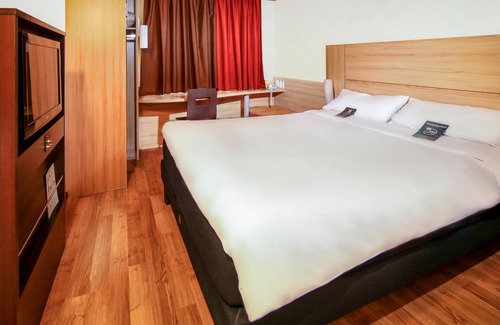 Santiago Hotel | Hotel ibis Santiago Providencia